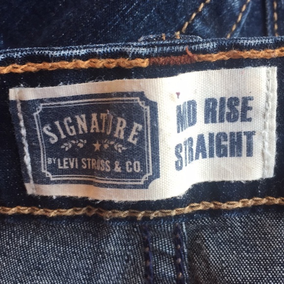 SIGNATURE by LEVI STRAUSS Misses sz 4short - Picture 8 of 8